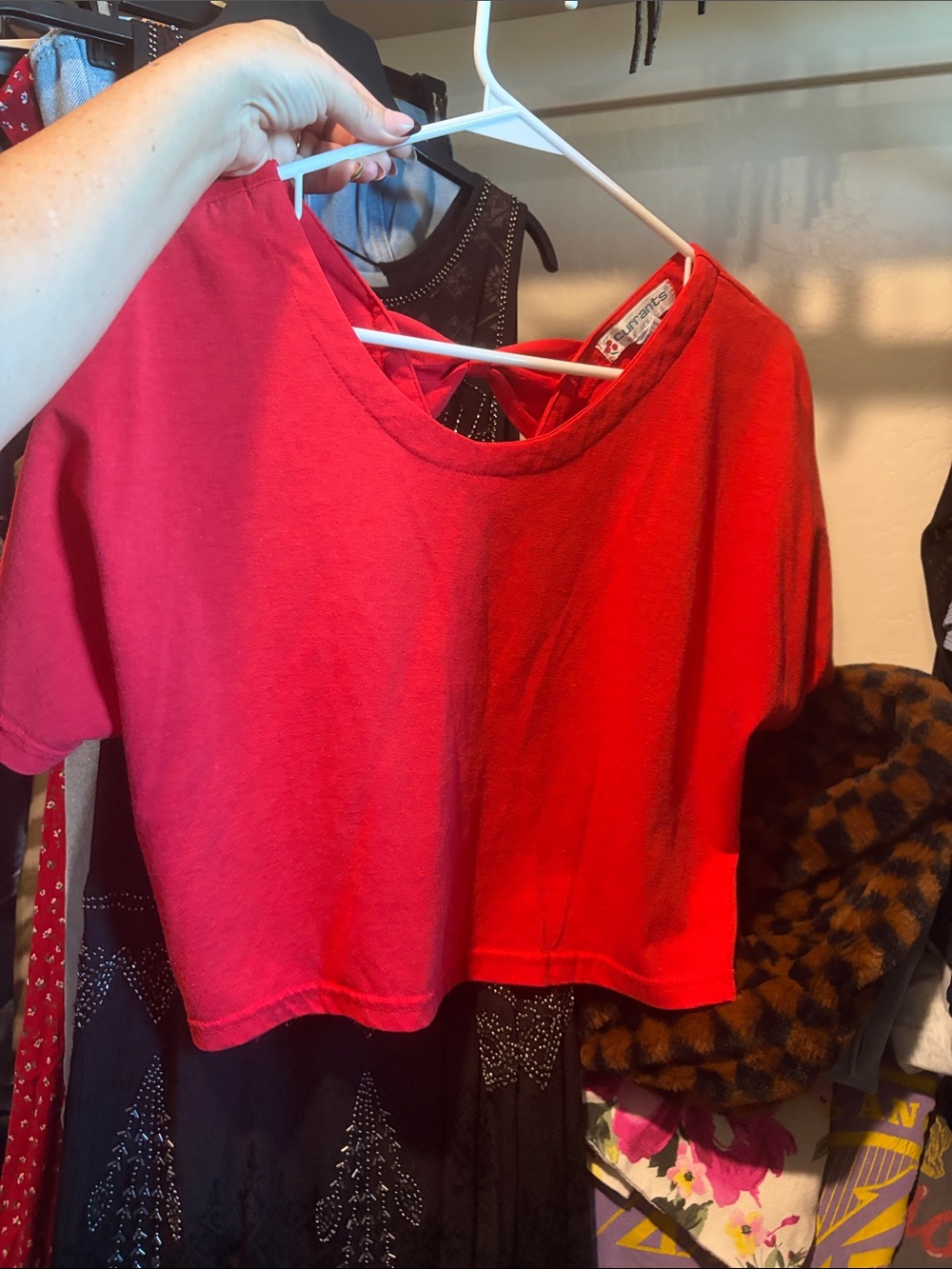 Classic Red Cropped Tee - Casual Women's Top - detailed bows in back SO CUTE 🥰